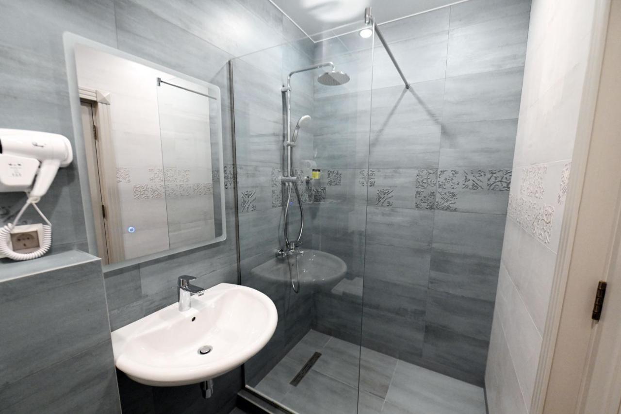 Prime Hotel Gyumri Ngoại thất bức ảnh