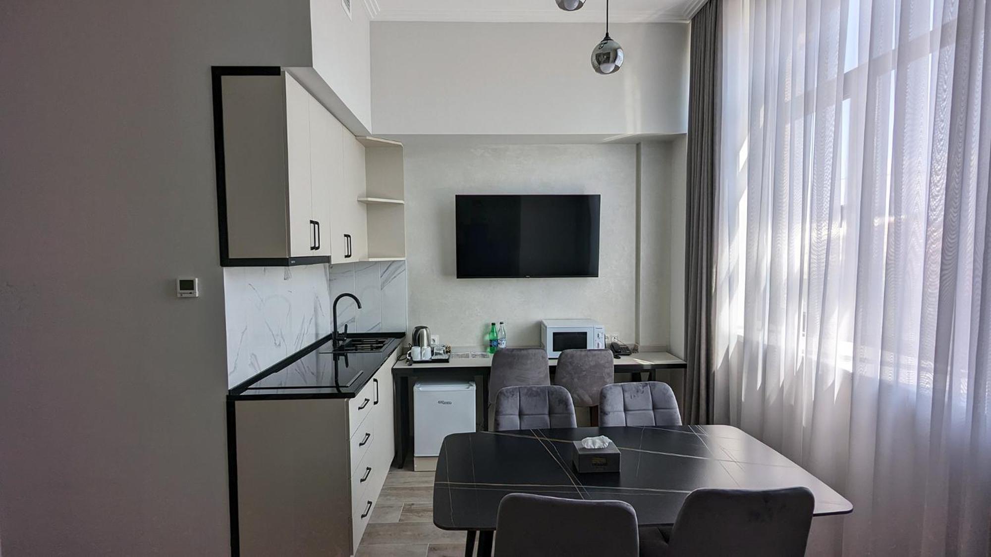 Prime Hotel Gyumri Ngoại thất bức ảnh