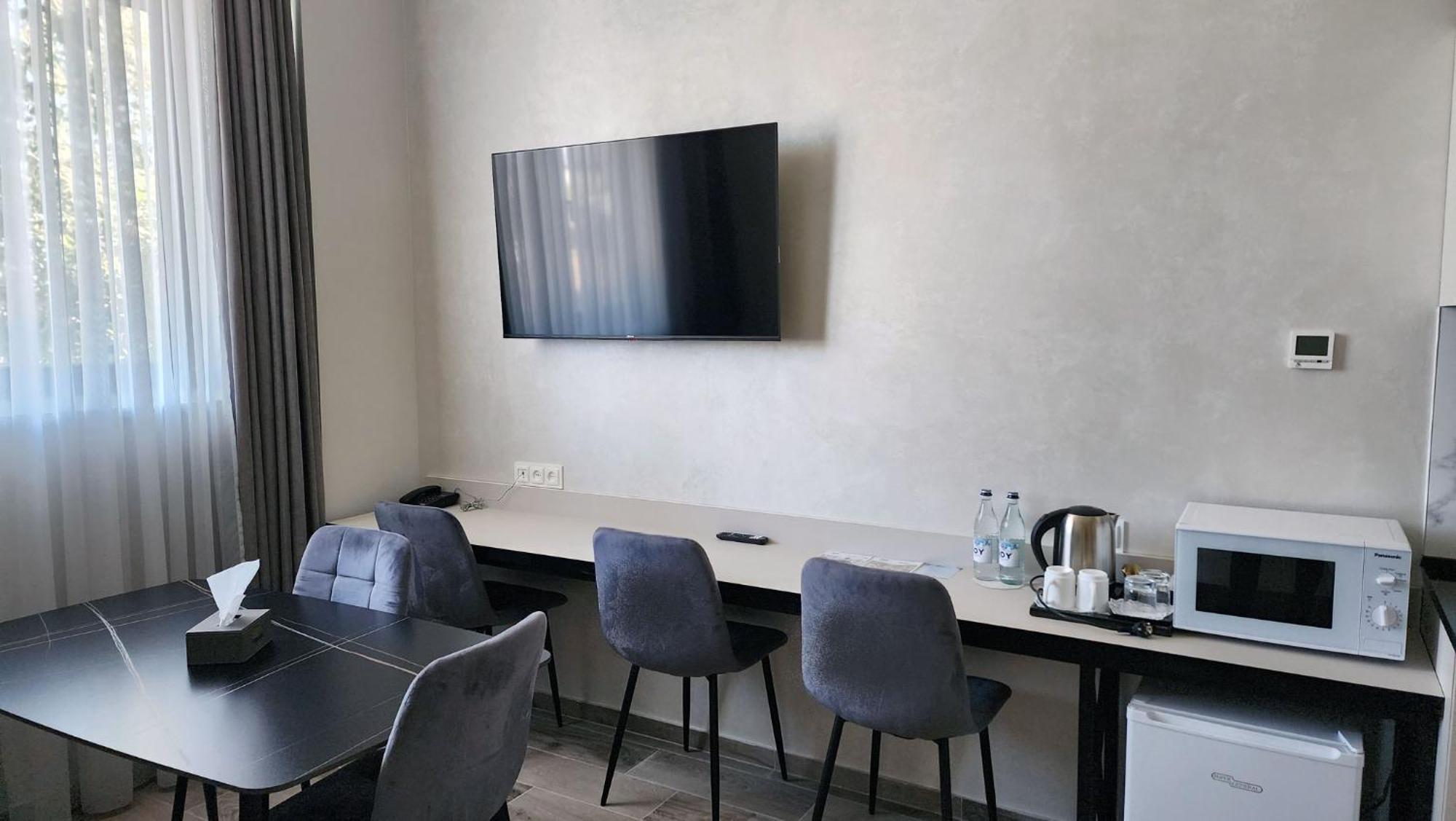 Prime Hotel Gyumri Ngoại thất bức ảnh